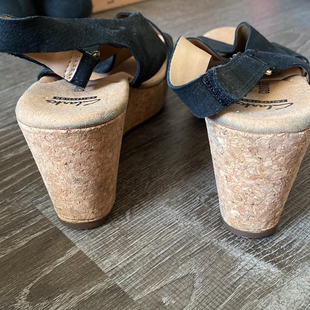 Clark’s Wedges - Picture 4 of 7